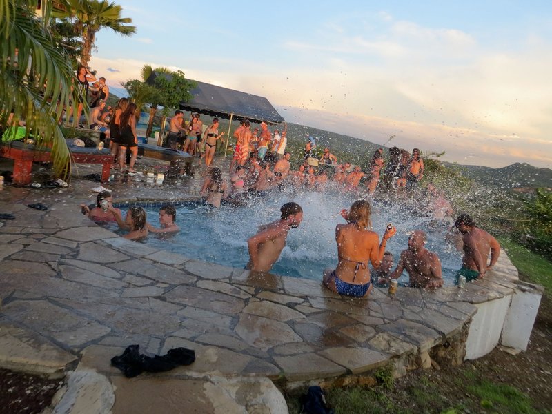 san-juan-del-sur-pool-party